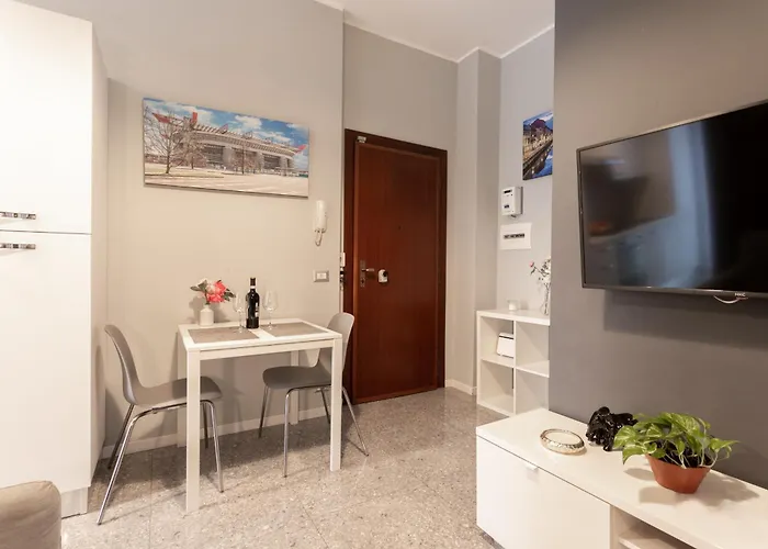 Anna San Siro * 米兰