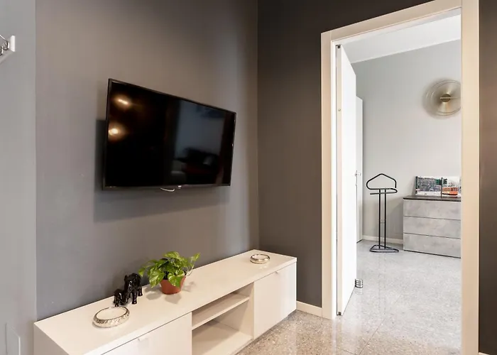 Anna San Siro * 米兰